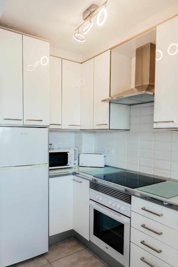 Stunning 2 Bedroom Apartment With Pool View Alicante Extérieur photo