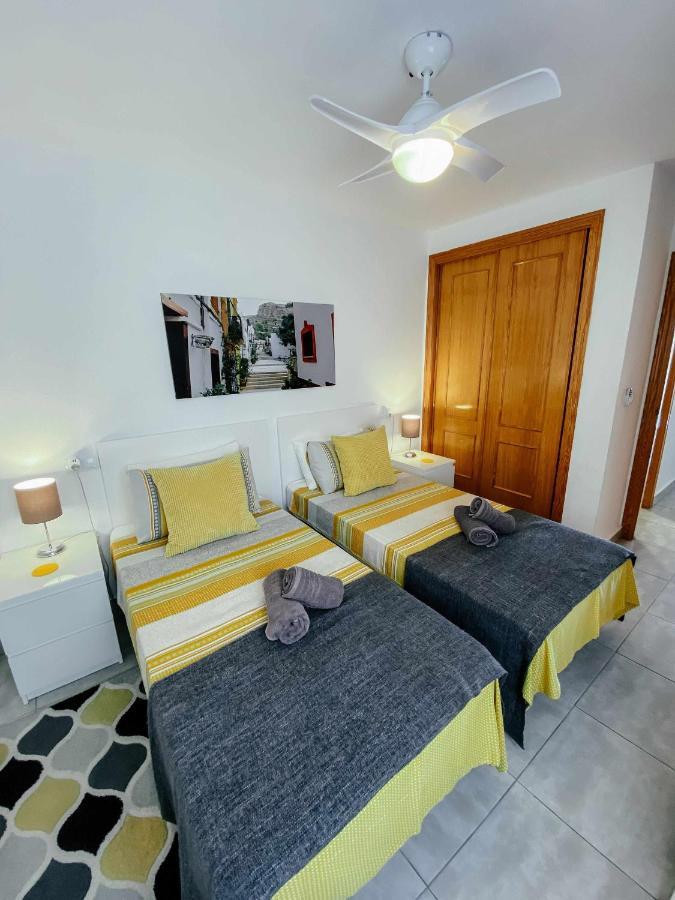 Stunning 2 Bedroom Apartment With Pool View Alicante Extérieur photo